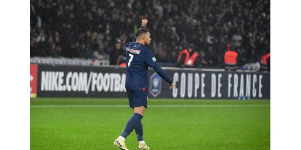 Das Trikot mit der Nummer 7 verkörpert den gleichen Fußballgeist